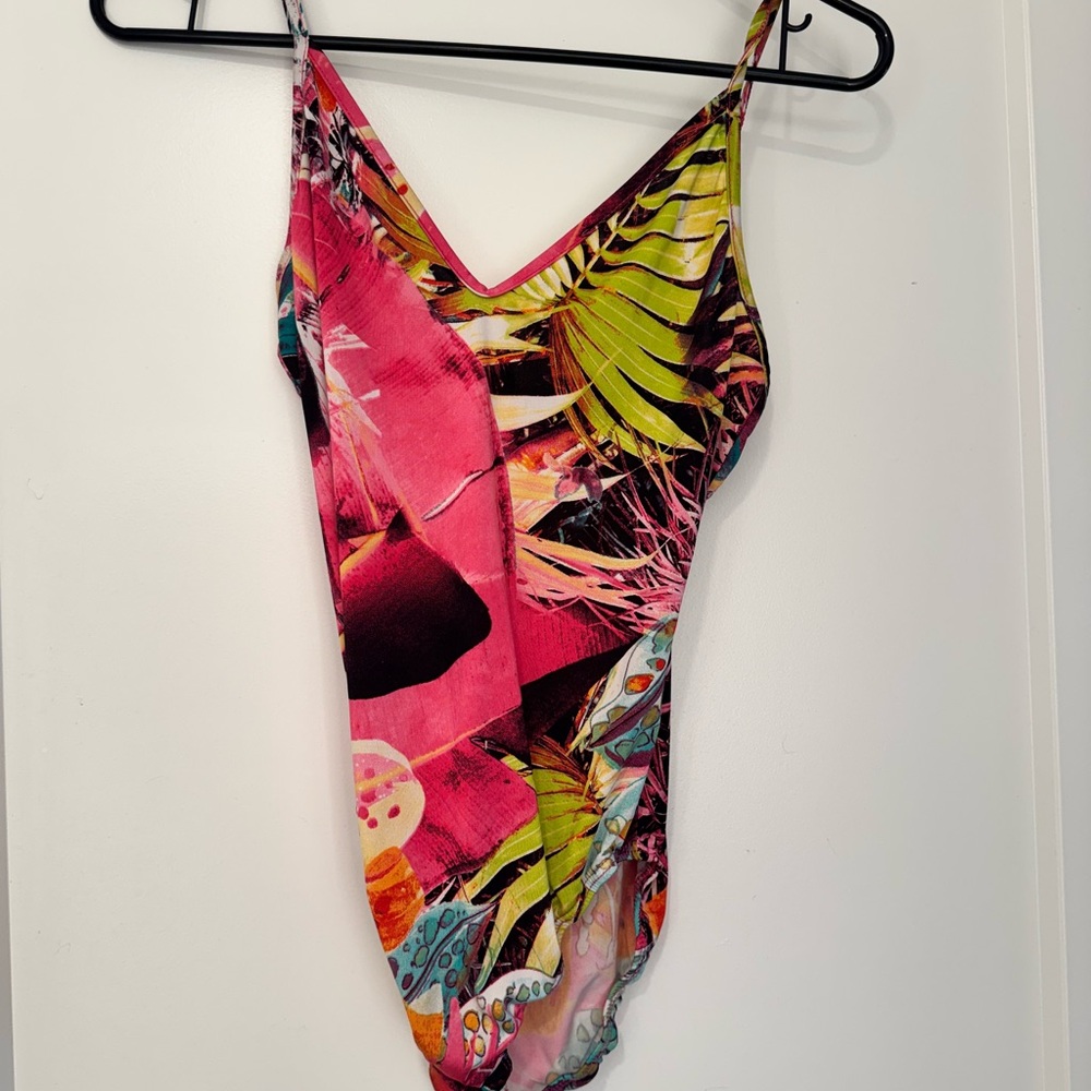 Vibrant Tropical Print Swimsuit